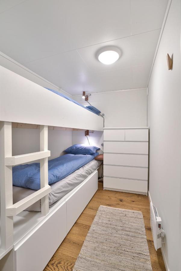 Volda Floating Home Kvaloya Kültér fotó